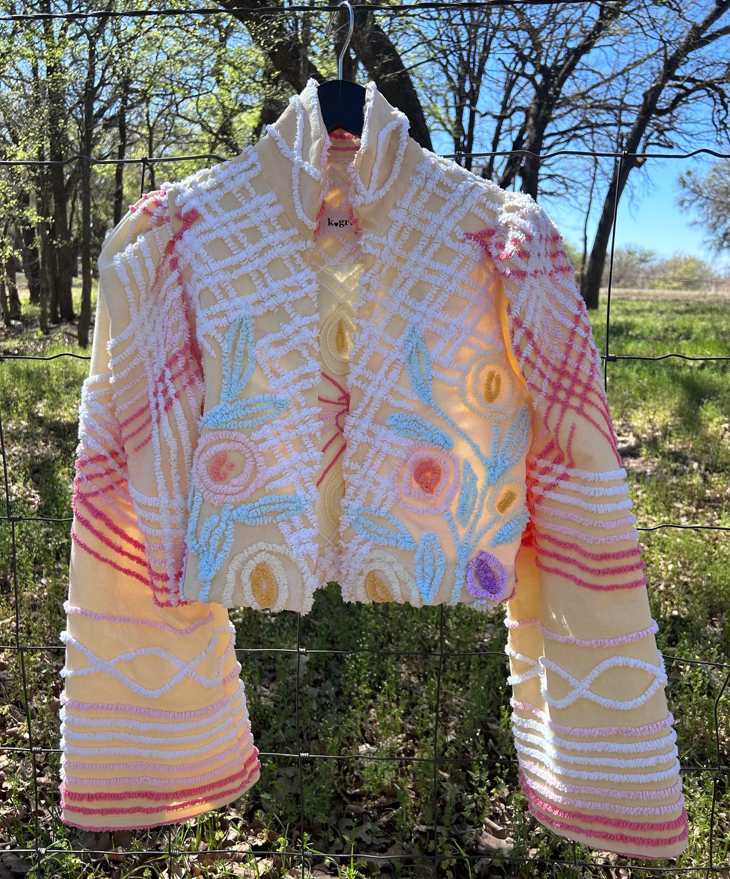 Vintage Chenille Jones size Small